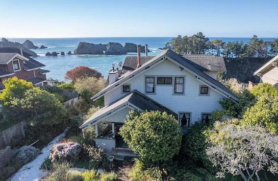 5520 S Highway 1,  CA: https://media.crmls.org/mediaz/96805455-bb3e-4f06-bd60-91dbbc7240b6.jpg