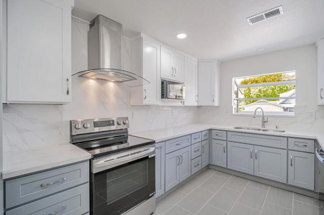 23730 Stratton Court, Hayward CA: https://media.crmls.org/mediaz/9680624f-8df5-42dd-8640-53ee8fbac8fc.jpg