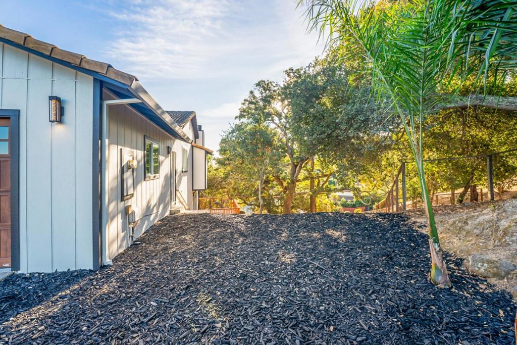 9682D70B Cdae 4Cbd 8954 87168962A132 195 Drakewood Place, Novato, Ca 94947 &Lt;Span Style='BackgroundColor:transparent;Padding:0Px;'&Gt; &Lt;Small&Gt; &Lt;I&Gt; &Lt;/I&Gt; &Lt;/Small&Gt;&Lt;/Span&Gt;