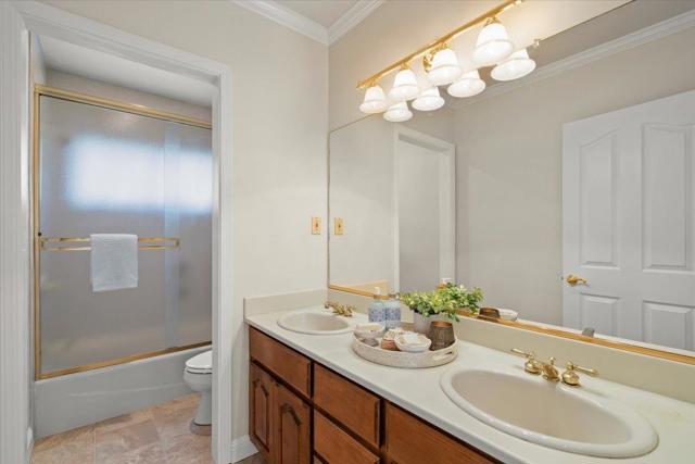 15570 Loma Vista Avenue, Los Gatos CA: https://media.crmls.org/mediaz/96830674-9bdc-41f3-9302-9d67461ff83b.jpg