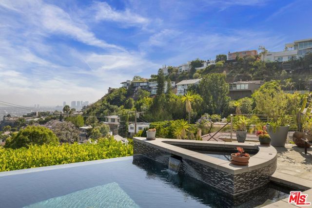 1573 Sunset Plaza Drive, Los Angeles CA: https://media.crmls.org/mediaz/9684c39d-35f9-43a3-918c-55c789bf5068.jpg
