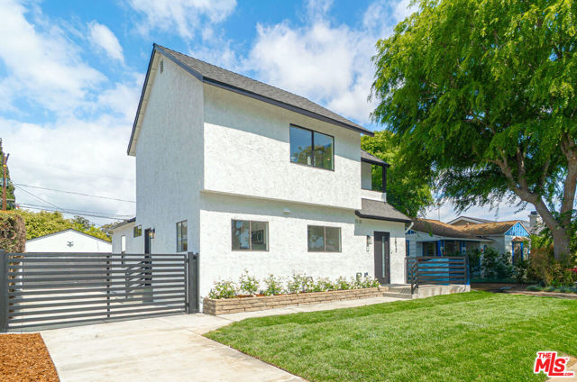 2912 Greenfield Avenue, Los Angeles CA: https://media.crmls.org/mediaz/96855b10-b1bc-4b15-9d65-e329e604a454.jpg