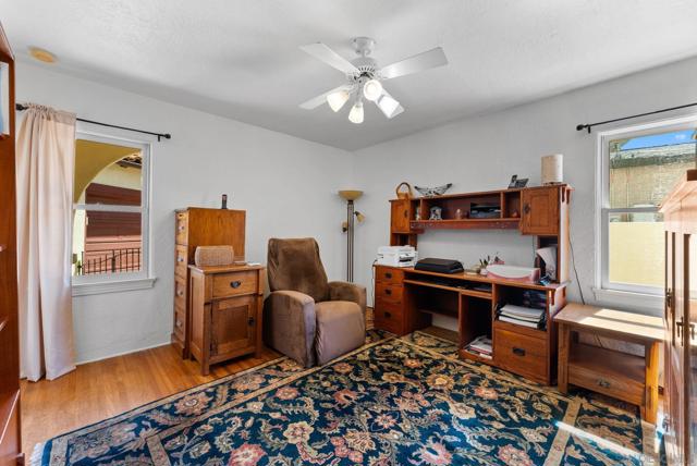 4010 S Hempstead Circle, San Diego CA: https://media.crmls.org/mediaz/96858d11-b260-4d91-9772-a4082648bf2c.jpg