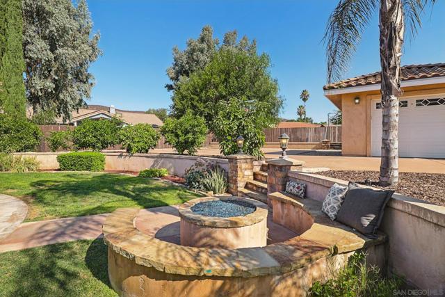 16112 Arena Drive, Ramona CA: https://media.crmls.org/mediaz/968723c5-4cd5-4ac5-8186-72eb089ccf6f.jpg