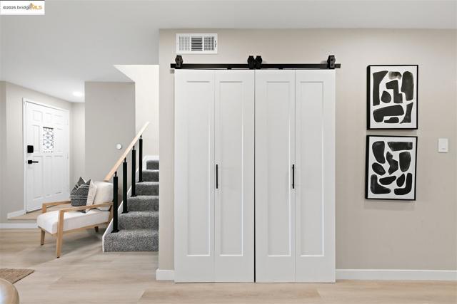 1130 Richmond ST, El Cerrito CA: https://media.crmls.org/mediaz/9687bb09-70f5-412c-940a-e11a82ba29e1.jpg