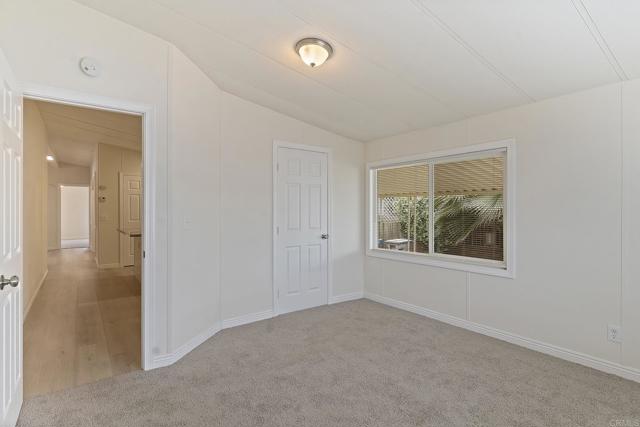 Detail Gallery Image 21 of 26 For 2042 Girard St #93,  Delano,  CA 93215 - 4 Beds | 2 Baths
