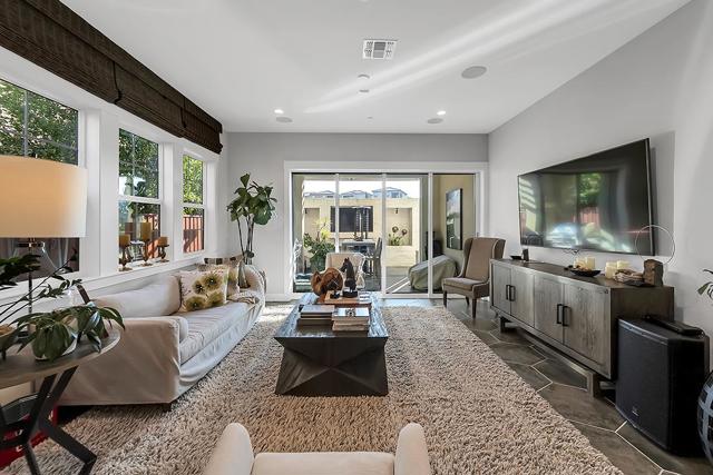 600 Thyme Way, San Ramon CA: https://media.crmls.org/mediaz/96895464-71f6-47a1-802e-73b5b28280fb.jpg