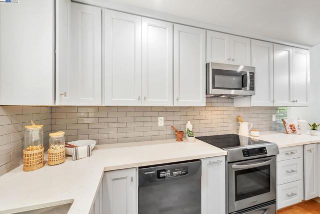 929 E El Camino Real, Sunnyvale CA: https://media.crmls.org/mediaz/96898334-7b3c-45ba-b76b-df39b25afa7a.jpg