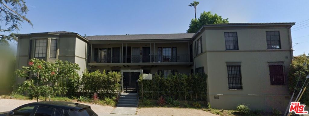 4950 Beverly Boulevard #4954 1/2