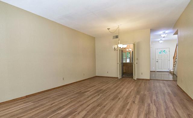 991 La Mesa Terrace, Sunnyvale CA: https://media.crmls.org/mediaz/96899959-ce7f-43d5-8b38-1c604938889c.jpg