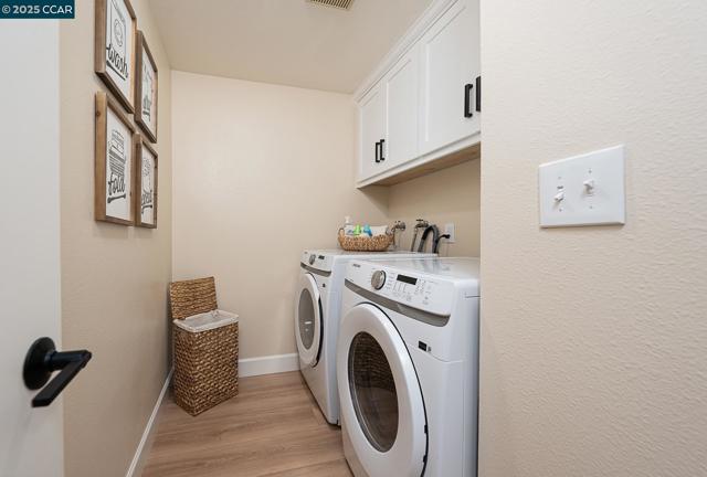 2128 Presidio Ct, Danville CA: https://media.crmls.org/mediaz/968a13b5-77a4-41b3-8f6f-68384c12f082.jpg