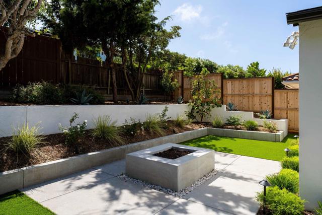 Detail Gallery Image 33 of 39 For 6653 Aranda Ave, La Jolla,  CA 92037 - 3 Beds | 2/1 Baths