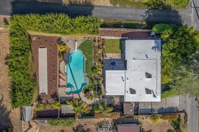 1445 Day Valley Road, Aptos CA: https://media.crmls.org/mediaz/968ad762-b849-4497-8ed9-4212678ed7ba.jpg