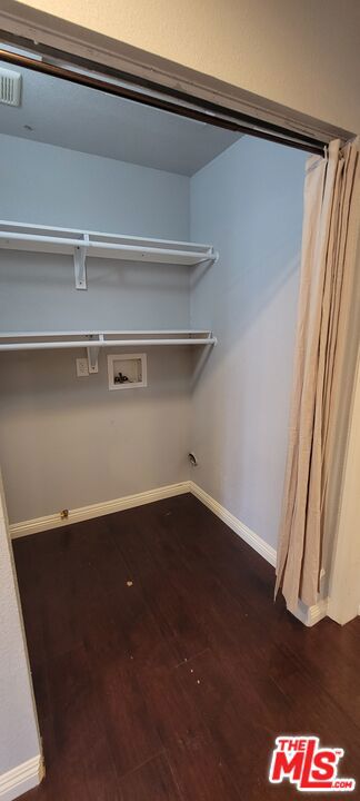 1493 W 47th Street, Los Angeles CA: https://media.crmls.org/mediaz/968bcd5c-843a-4cf9-98d3-2417c3064679.jpg