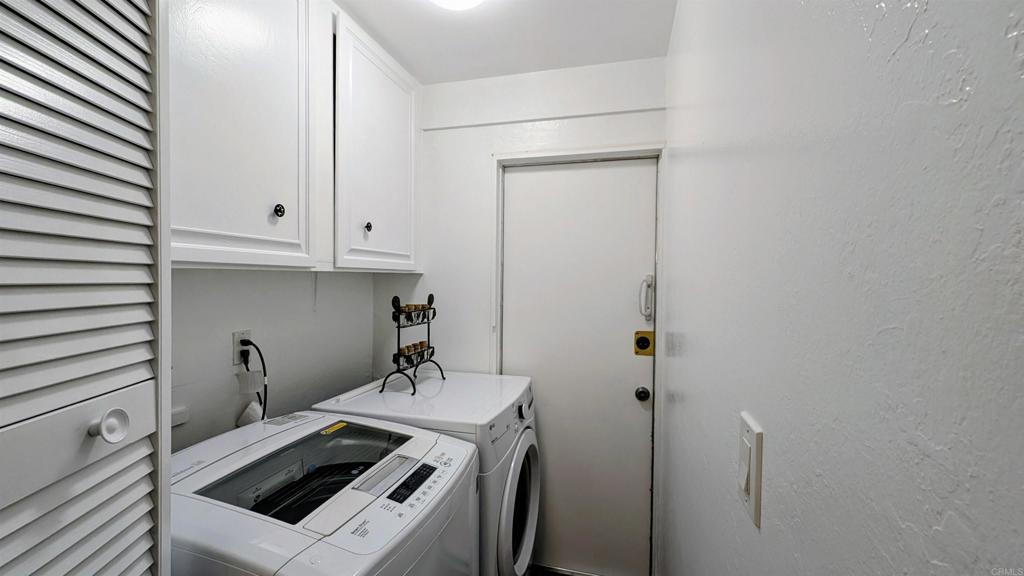 8748 Longwood Street - photo 16