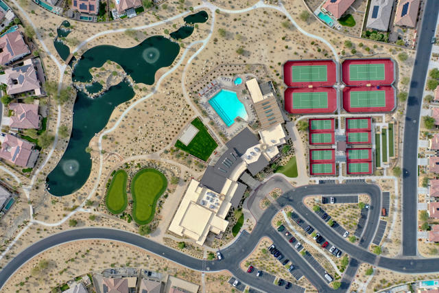80 Zinfandel, Rancho Mirage CA: https://media.crmls.org/mediaz/968ccb8a-0dfc-484e-9b85-10eb73c5f79a.jpg