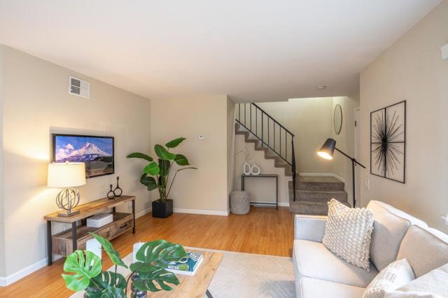 441 Colony Knoll Drive, San Jose CA: https://media.crmls.org/mediaz/968cf2a1-4c8b-4871-a23c-ba655499c613.jpg