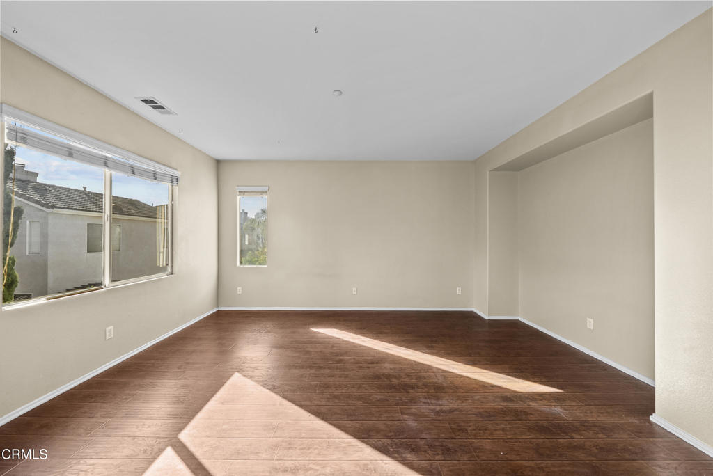 MLS #V1-33559 image #25