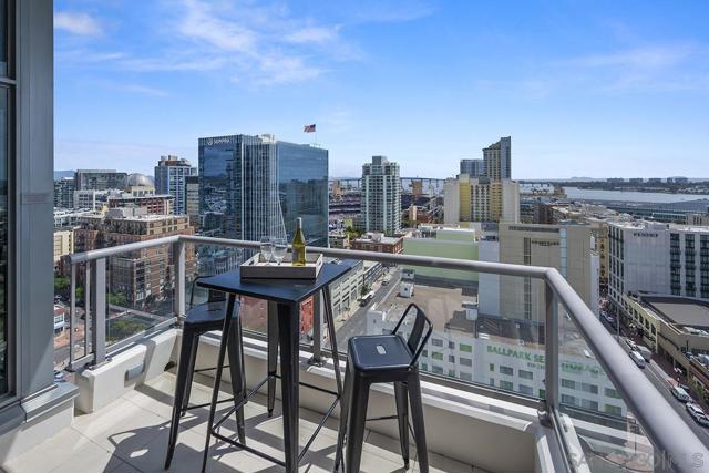 575 6th Avenue, San Diego CA: https://media.crmls.org/mediaz/968d9dd5-94be-4d17-97db-e7bf326e9b91.jpg