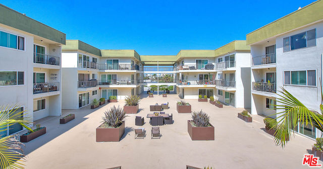 1600 Ardmore Avenue, Hermosa Beach, California 90254, 1 Bedroom Bedrooms, ,1 BathroomBathrooms,Residential,Sold,Ardmore,23286549