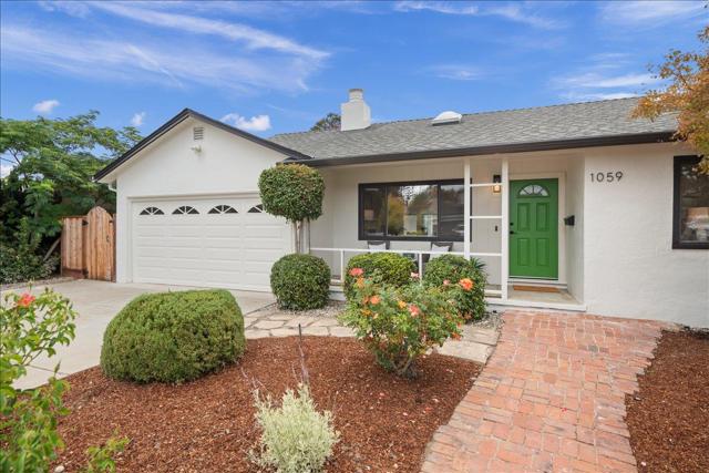 1059 Nilda Avenue, Mountain View CA: https://media.crmls.org/mediaz/968f25bd-e769-4768-b204-c830b6c47099.jpg
