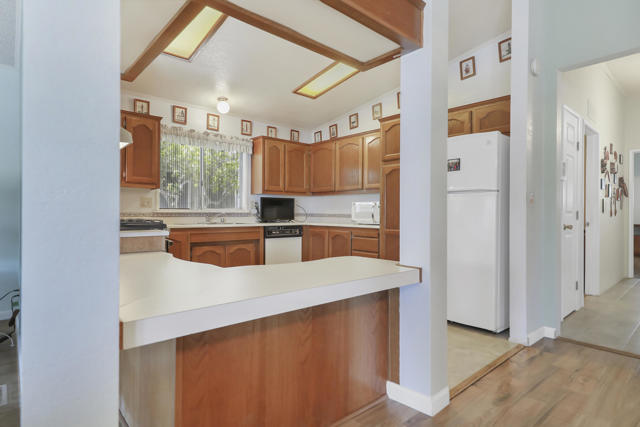 47867 Los Amigos Court, Indio CA: https://media.crmls.org/mediaz/968fec90-5f7a-42f1-82b9-4361d30ee826.jpg