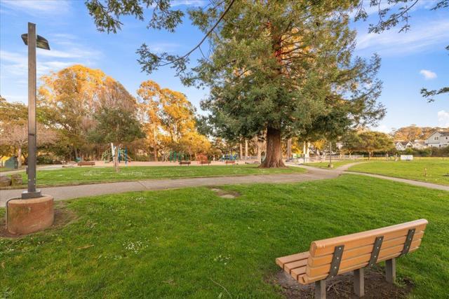 304 Harbor Drive, Santa Cruz CA: https://media.crmls.org/mediaz/969176d1-004e-402c-85eb-f8ecb970b7f3.jpg