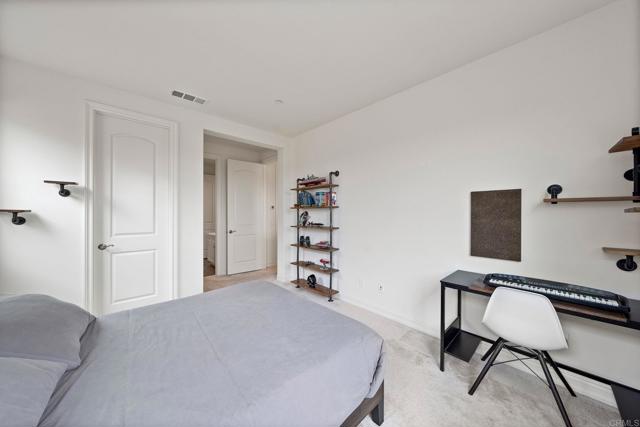 1228 Spivey Rd, Chula Vista CA: https://media.crmls.org/mediaz/9691d7a0-54be-4470-b517-1d0d0ad044a0.jpg