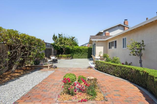 752 Matsonia Drive, Foster City CA: https://media.crmls.org/mediaz/96925a43-971e-41bd-ba93-34538dce9ca8.jpg