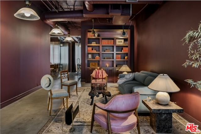  Commercial for Sale in Los Angeles, California