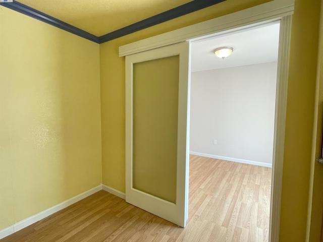 4902 Everglades Park Dr, Fremont CA: https://media.crmls.org/mediaz/96947187-a0d5-4eef-aca6-7879de9427b4.jpg