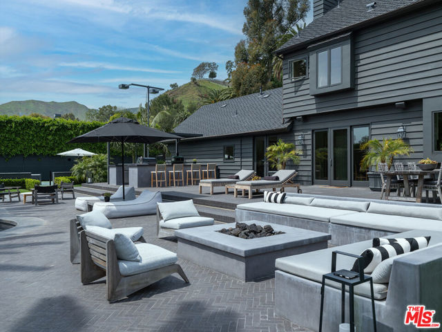 Drew Fenton | 23122 Mariposa De Oro Street Malibu CA | MLS: 7176819