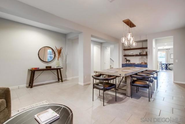 Image 16 of 75 For 9221 Helix Mesa Way