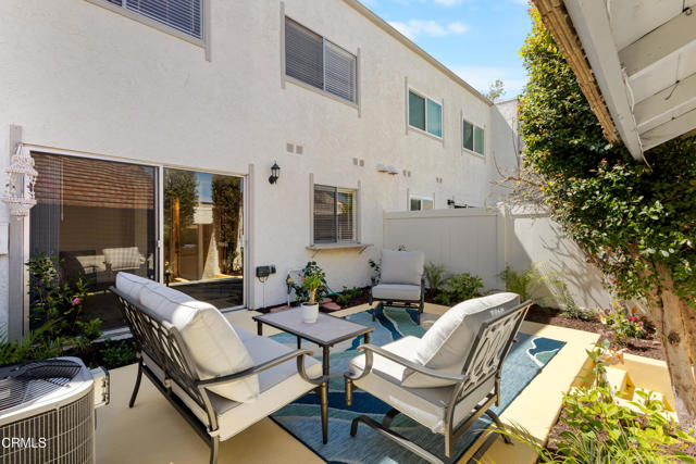 Detail Gallery Image 20 of 42 For 272 Green Moor Pl, Thousand Oaks,  CA 91361 - 3 Beds | 2/1 Baths