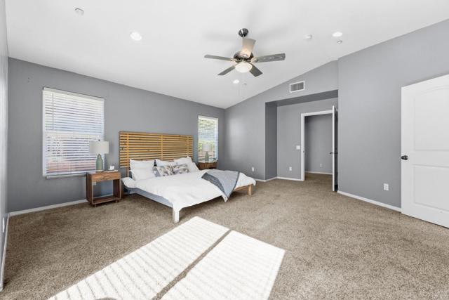 Detail Gallery Image 27 of 55 For 209 Journeys End, Vista,  CA 92083 - 4 Beds | 2/1 Baths