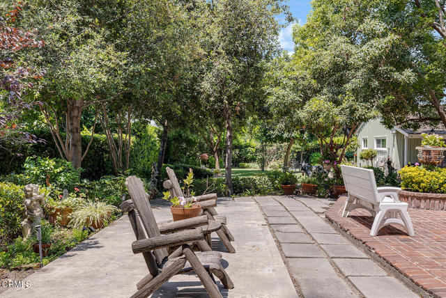 3350 Lombardy Road, Pasadena CA: https://media.crmls.org/mediaz/96982187-a0cc-48b5-8ccd-e6a68a34516e.jpg