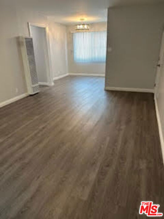 5720 Yolanda Avenue, Tarzana CA: https://media.crmls.org/mediaz/9698509f-21c0-403d-bfcc-ddf4c392da49.jpg
