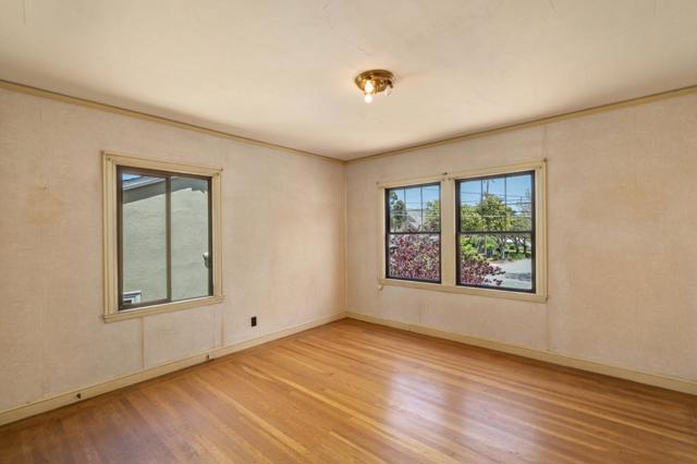 1317 Laguna Avenue, Burlingame CA: https://media.crmls.org/mediaz/96993f54-7dda-495c-8b02-1ba93008f491.jpg
