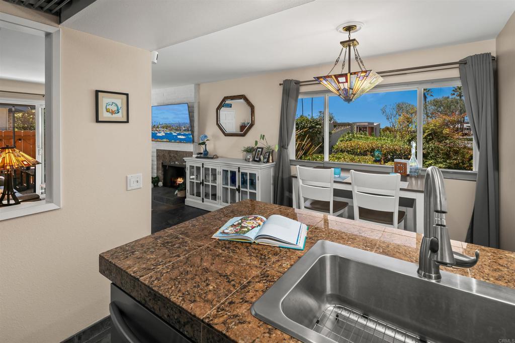 634 Solana Circle - photo 8