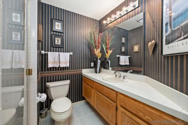 Image 23 of 36 For 18153 Sun Maiden Ct