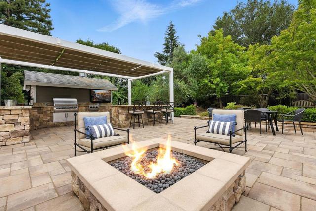 356 Covington Road, Los Altos CA: https://media.crmls.org/mediaz/969b8027-52d8-4a91-af5b-2b09503d8338.jpg
