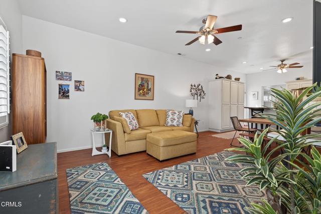 425 Rancho Drive, Ventura CA: https://media.crmls.org/mediaz/969bc0a8-f286-44fe-9eac-803cadbd6b3c.jpg