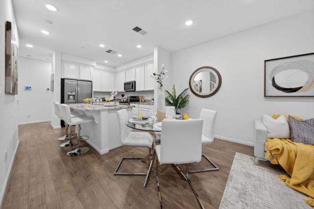 2580 Gimelli Way, San Jose CA: https://media.crmls.org/mediaz/969c4ec8-83e0-4dce-a8ee-339229d81104.jpg