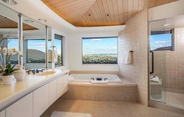 Image 26 of 48 For 5740 La Jolla Corona Drive