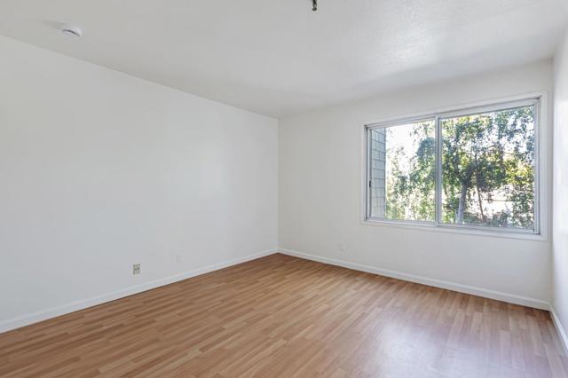 49 Showers Drive, Mountain View CA: https://media.crmls.org/mediaz/969d5375-e2d0-478e-8f25-6682899aca2b.jpg