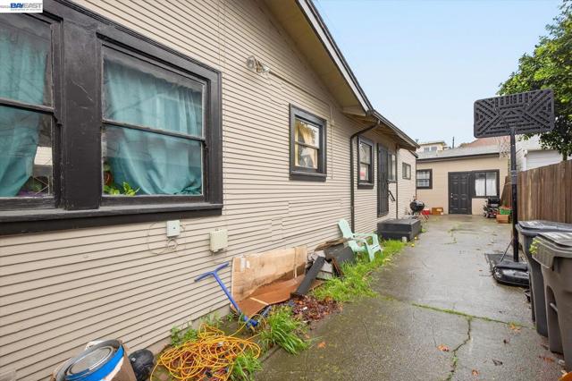 Image 13 of 15 For 2724 22nd St