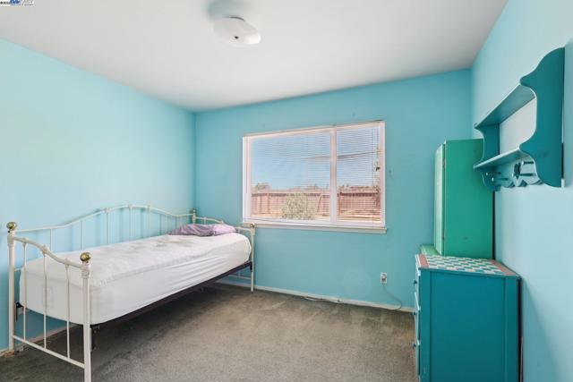 37709 Arlene Court, Fremont CA: https://media.crmls.org/mediaz/969ed7b5-7fb1-4867-a7a2-a8235fdf41e7.jpg