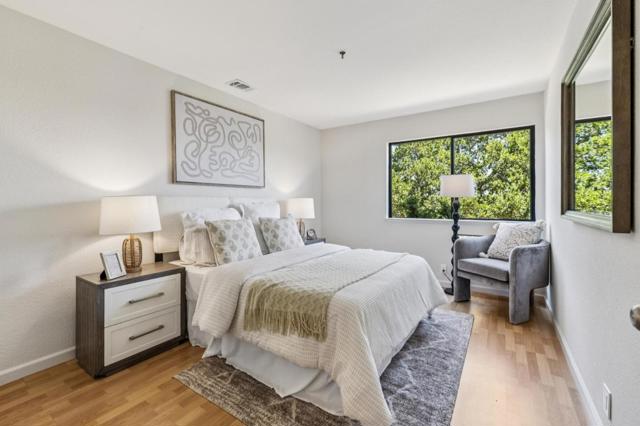 438 Portofino Drive, San Carlos CA: https://media.crmls.org/mediaz/96a0968d-234a-44d2-a1a2-3c3e5bfa7ad1.jpg