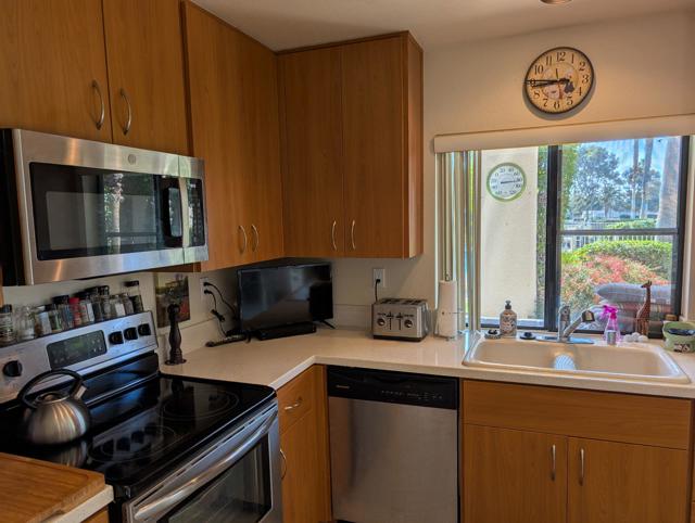 28548 Taos Court, Cathedral City CA: https://media.crmls.org/mediaz/96a16efa-2e71-4c86-b146-052a4490945f.jpg