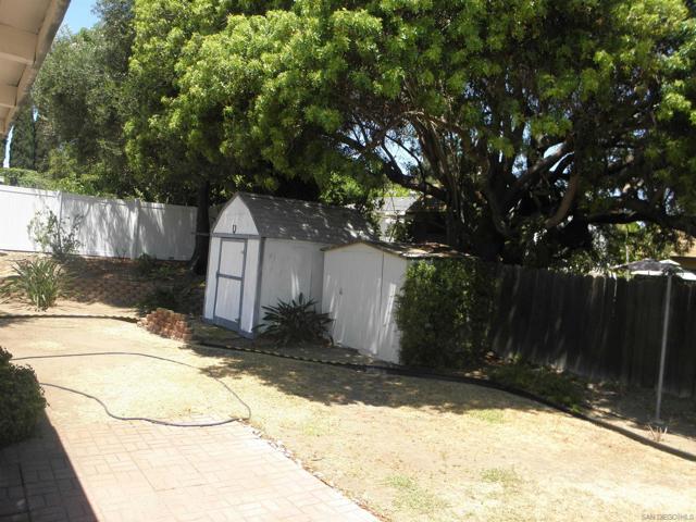 6707 Mineral Dr, San Diego CA: https://media.crmls.org/mediaz/96a1fdd3-3b73-4fb6-a029-2016c2b2ee77.jpg